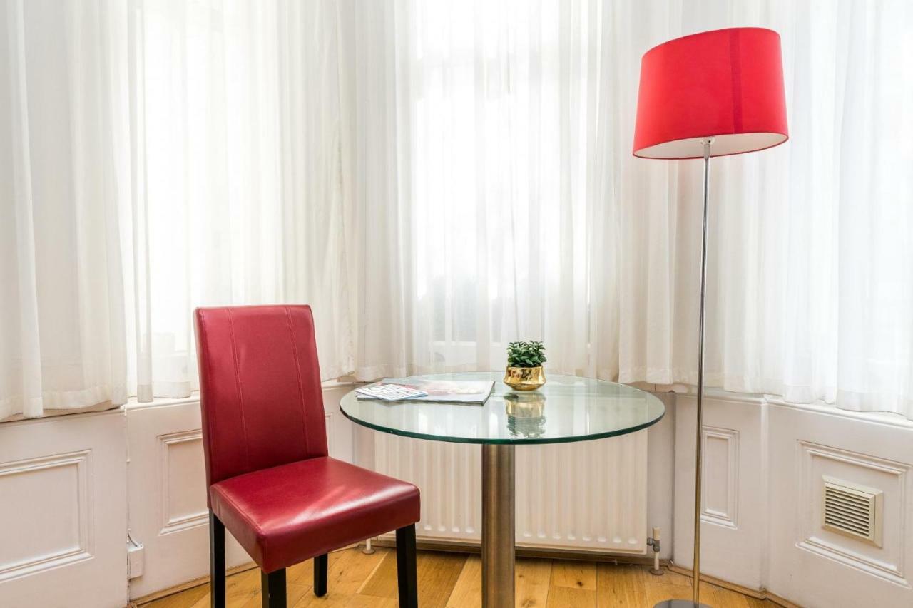 New 1 Bedroom Earls Court Flat Centre Of Londen Buitenkant foto