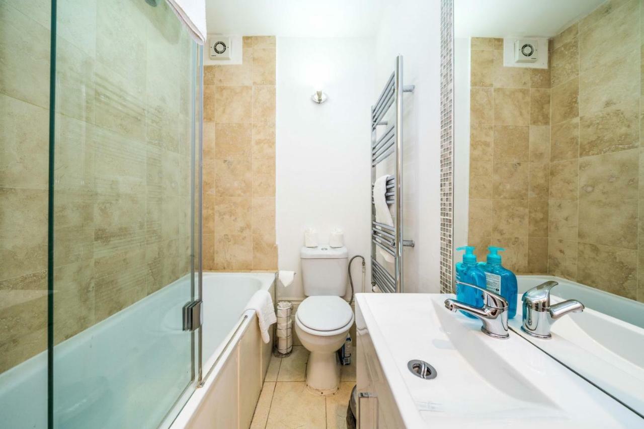 New 1 Bedroom Earls Court Flat Centre Of Londen Buitenkant foto