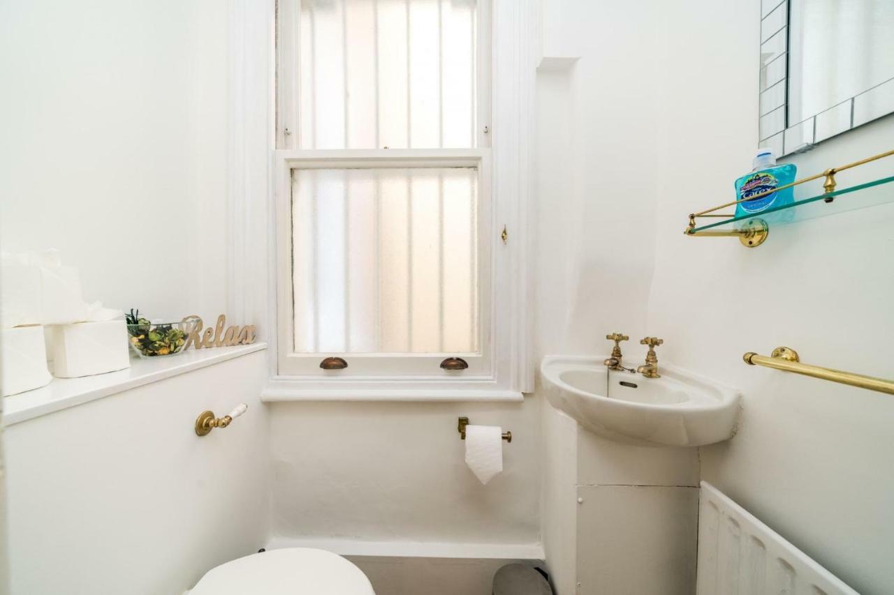 New 1 Bedroom Earls Court Flat Centre Of Londen Buitenkant foto